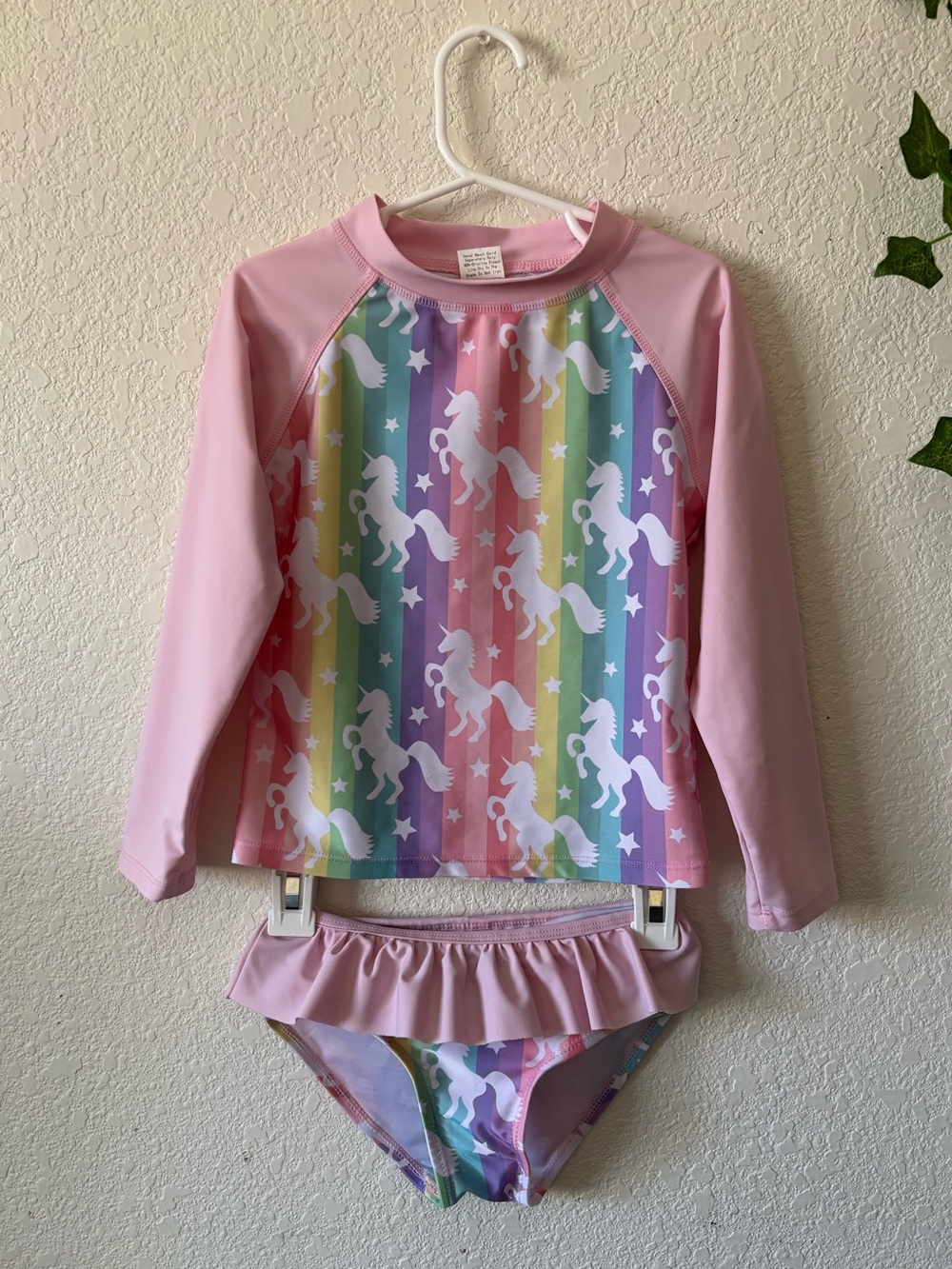 Girls Two-Piece Pink Unicorn Swimsuit Rashguard Set Long Sleeve Swimwear Size M